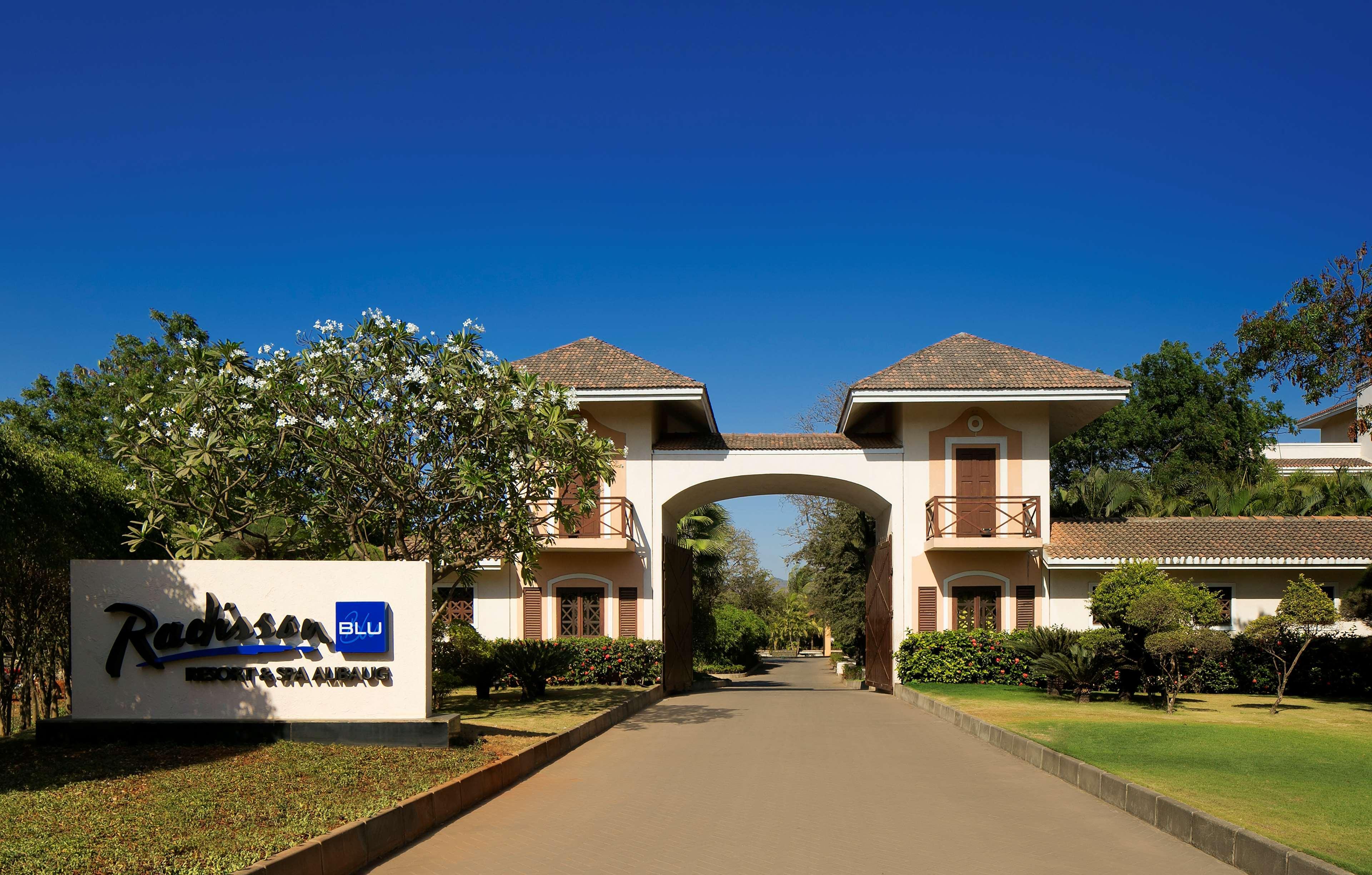 Radisson Blu Resort & Spa Alibaug Alibag Exterior photo